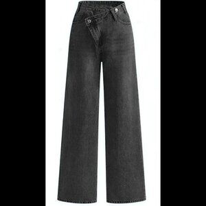 Asymmetrical jeans from Commense